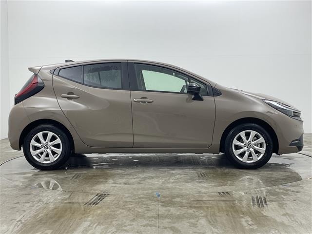 Toyota AQUA 2026 7425476-4