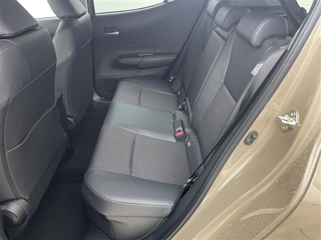Toyota AQUA 2026 7425476-8