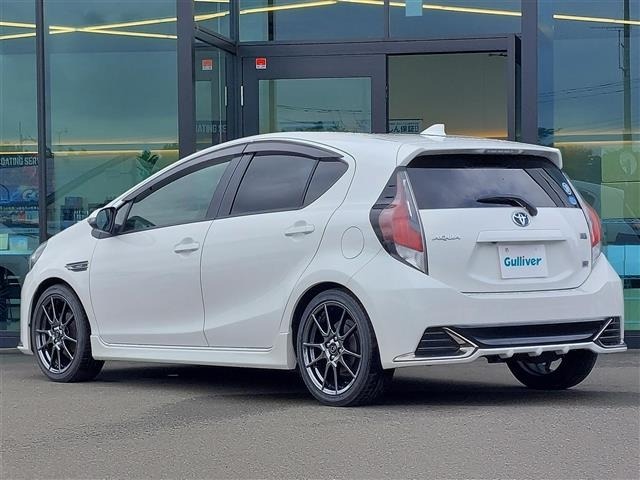 Toyota AQUA 2017 7425484-18