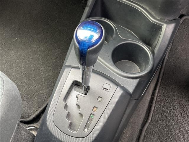 Toyota AQUA 2016 7425495-10
