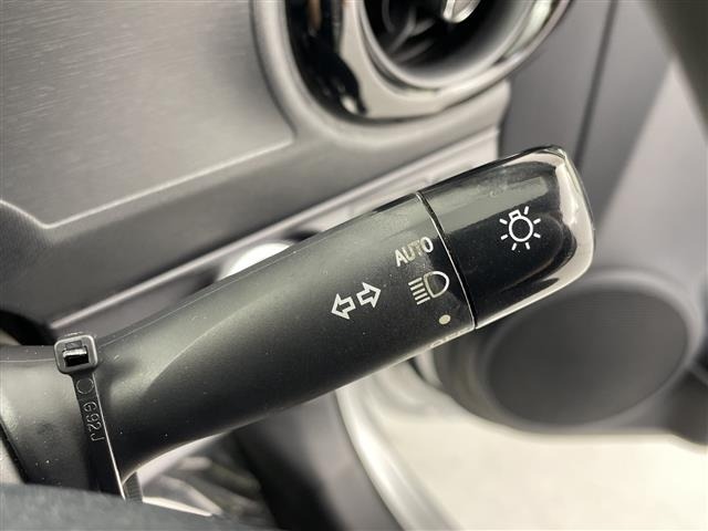 Toyota AQUA 2015 7425496-8