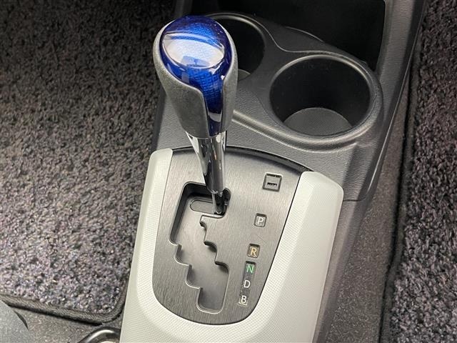 Toyota AQUA 2014 7425500-10