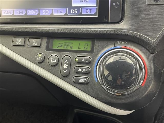 Toyota AQUA 2014 7425500-9