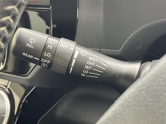 Toyota AQUA 2016 7425501-1