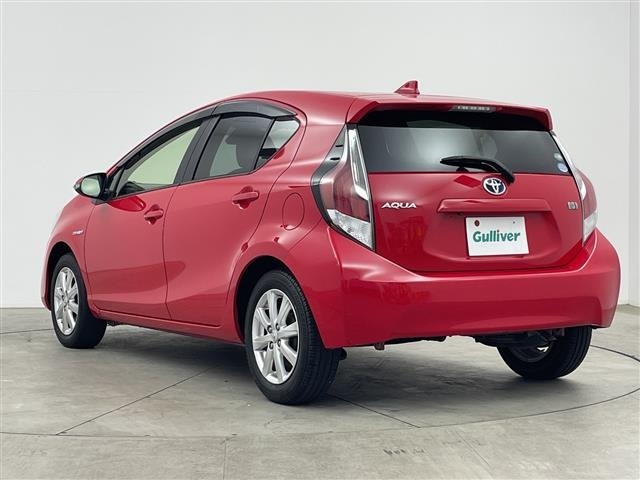 Toyota AQUA 2016 7425501-13