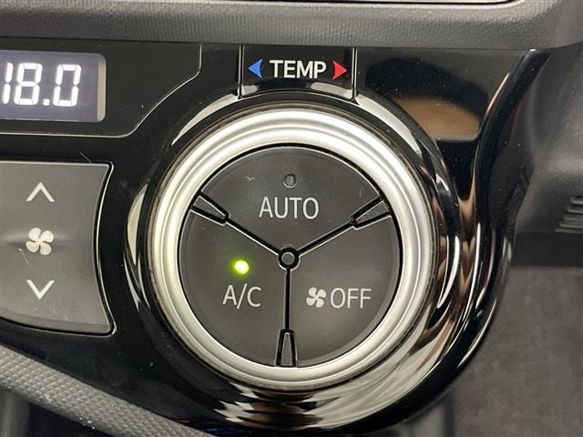 Toyota AQUA 2016 7425501-4
