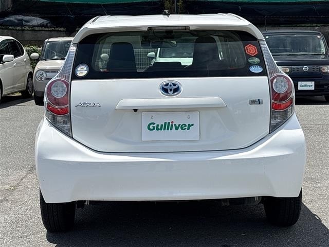 Toyota AQUA 2015 7425508-18