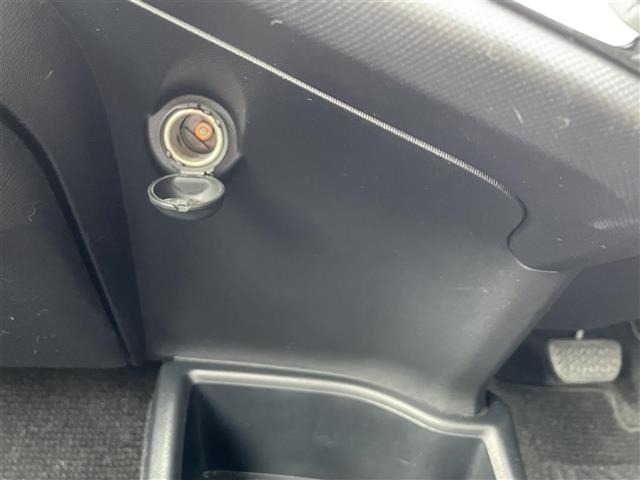 Toyota AQUA 2015 7425509-6