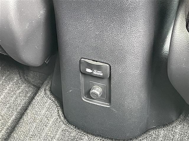 Toyota AQUA 2024 7425586-11