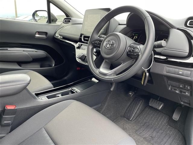 Toyota AQUA 2024 7425586-17