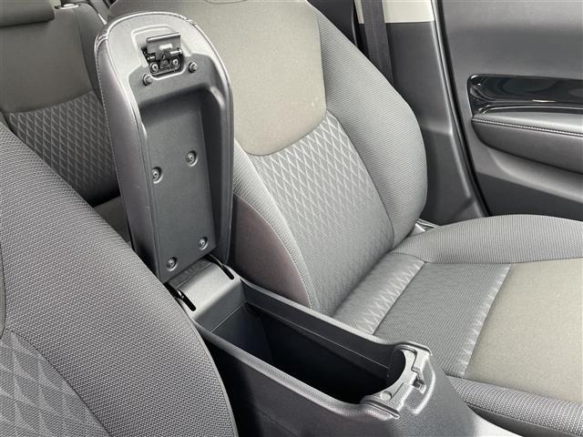 Toyota AQUA 2024 7425586-7
