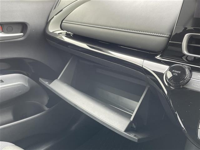 Toyota AQUA 2024 7425586-9