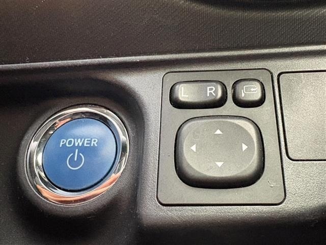 Toyota AQUA 2018 7425641-5