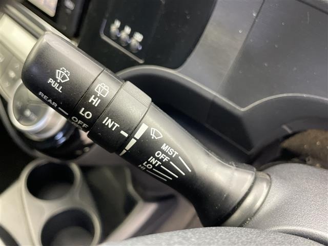 Toyota AQUA 2016 7425647-3