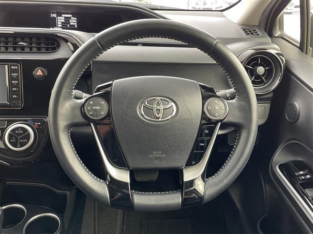 Toyota AQUA 2019 7425652-4