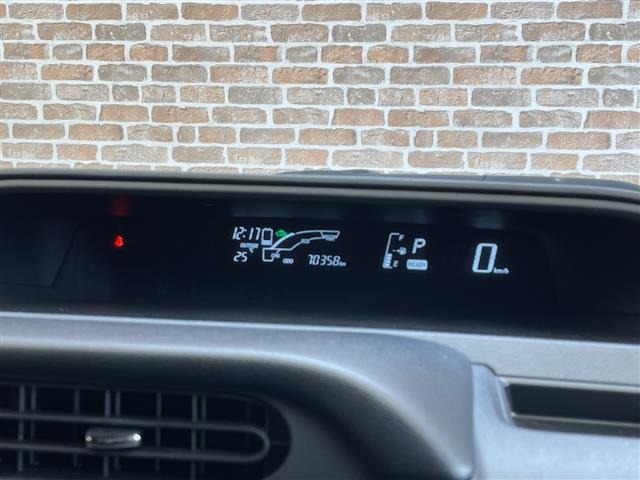 Toyota AQUA 2017 7425657-15