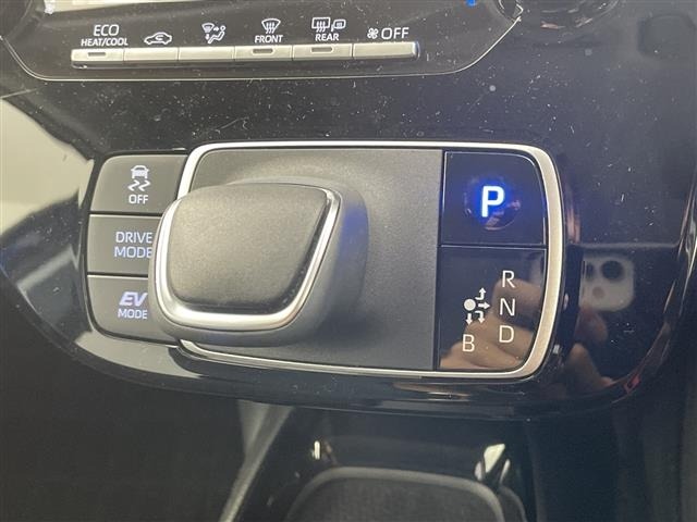 Toyota AQUA 2023 7425665-12