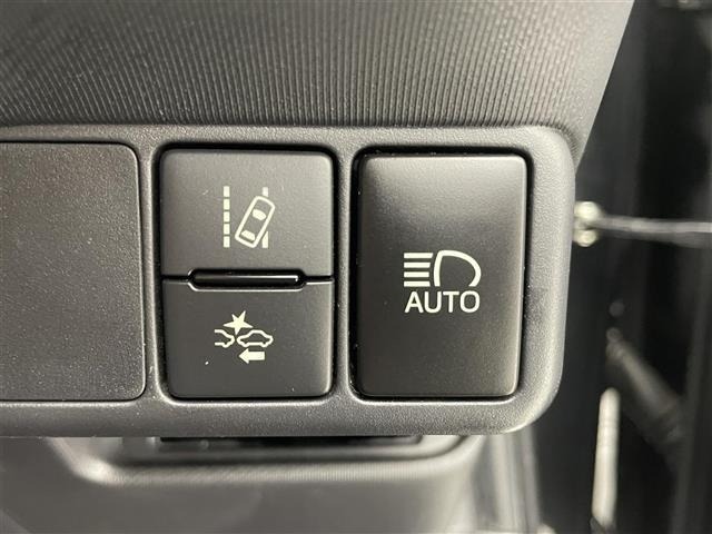 Toyota AQUA 2016 7425674-8