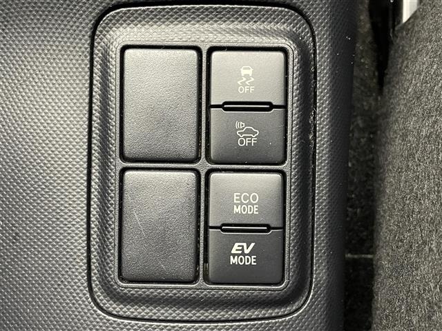 Toyota AQUA 2016 7425674-9