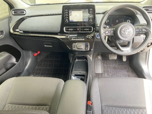 Toyota AQUA 2022 7425680-4