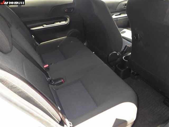 Toyota AQUA 2018 7425692-9
