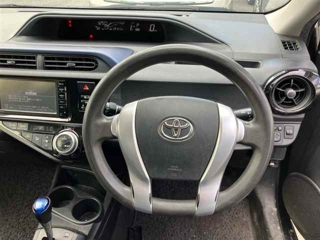 Toyota AQUA 2015 7425699-3