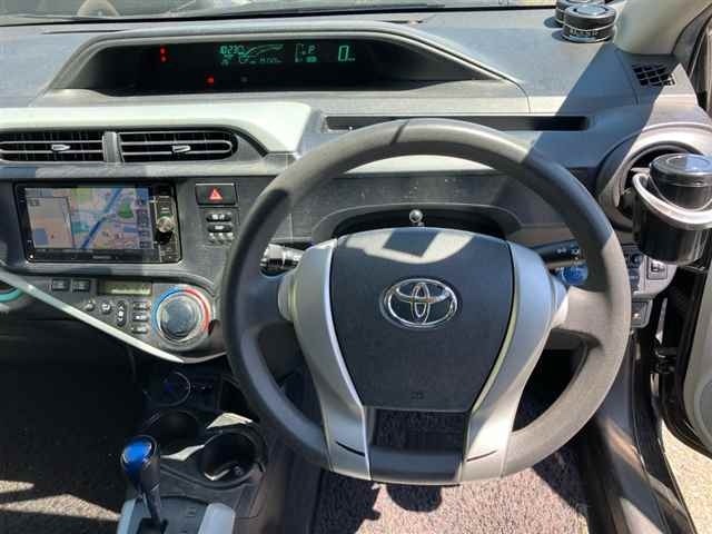 Toyota AQUA 2012 7425706-3