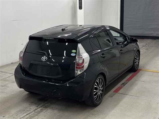 Toyota AQUA 2012 7425706-5