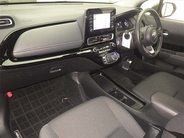 Toyota AQUA 2022 7425807-4