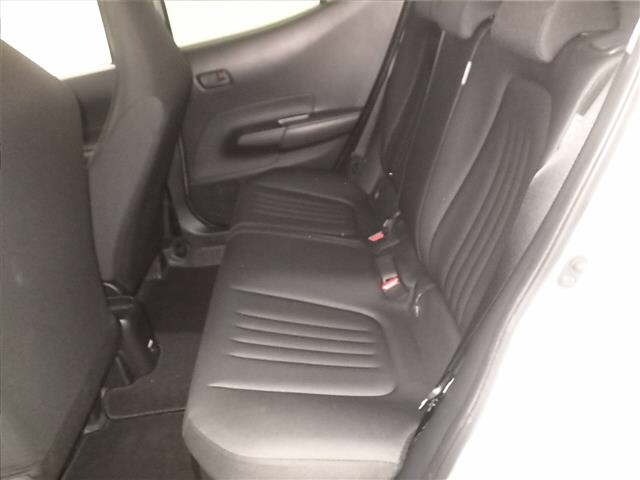 Toyota AQUA 2022 7425871-7