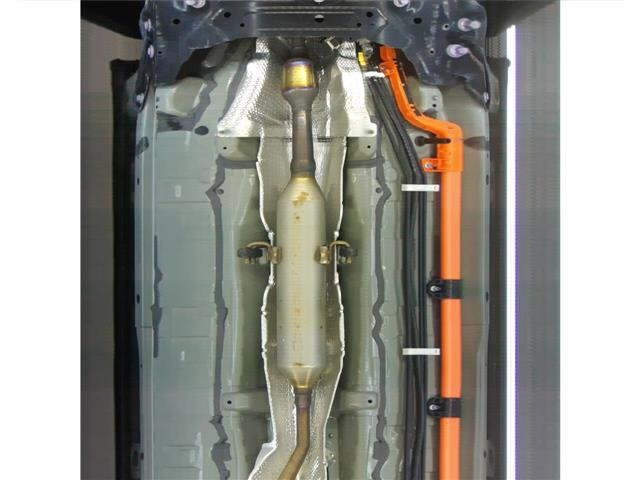 Toyota AQUA 2022 7425881-10