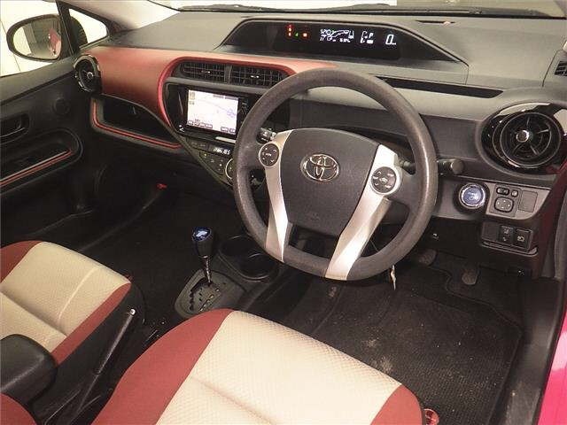 Toyota AQUA 2015 7425922-3
