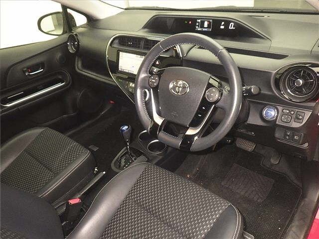 Toyota AQUA 2019 7425928-3