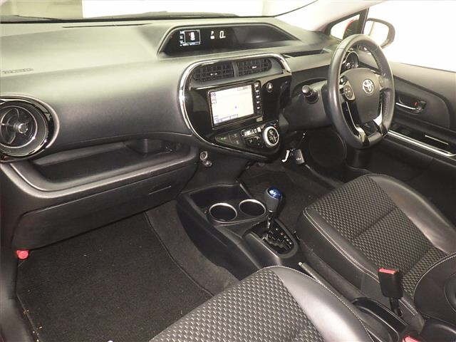 Toyota AQUA 2019 7425928-4
