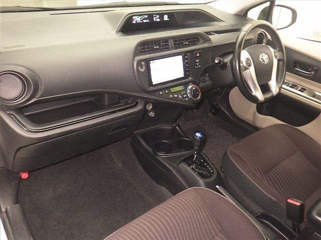 Toyota AQUA 2016 7425930-4