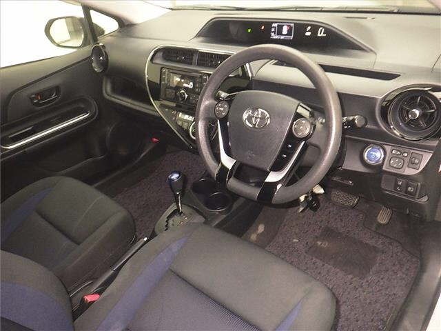 Toyota AQUA 2021 7425931-3