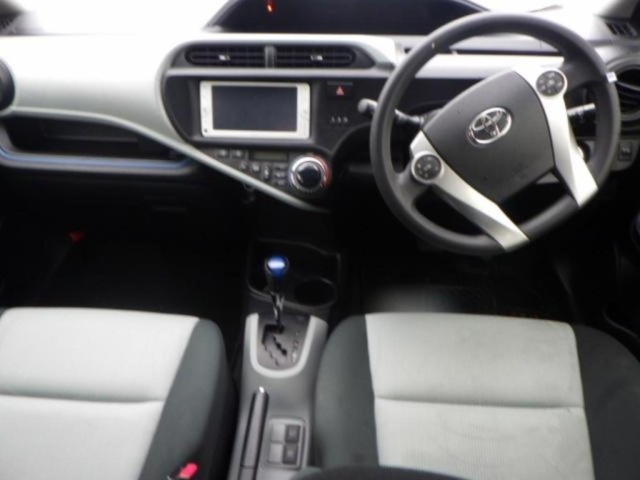 Toyota AQUA 2014 7426020-3