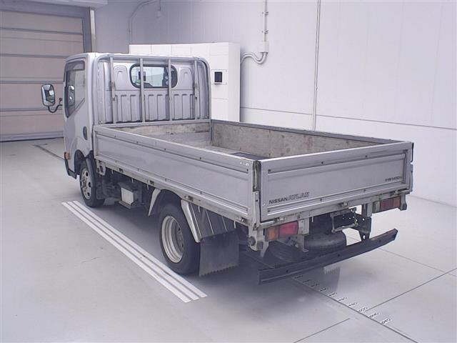 Nissan ATLAS 2017 7428832-1