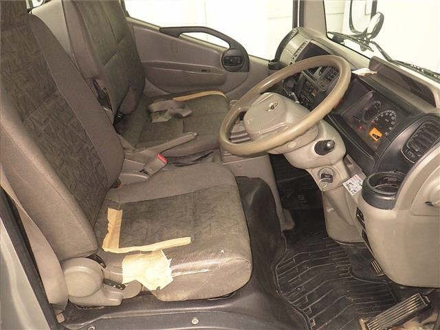 Nissan ATLAS 2017 7428832-5
