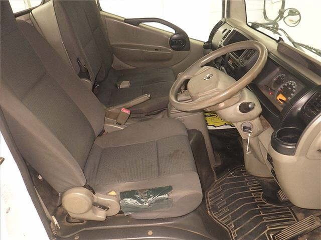 Nissan ATLAS 2013 7428860-5