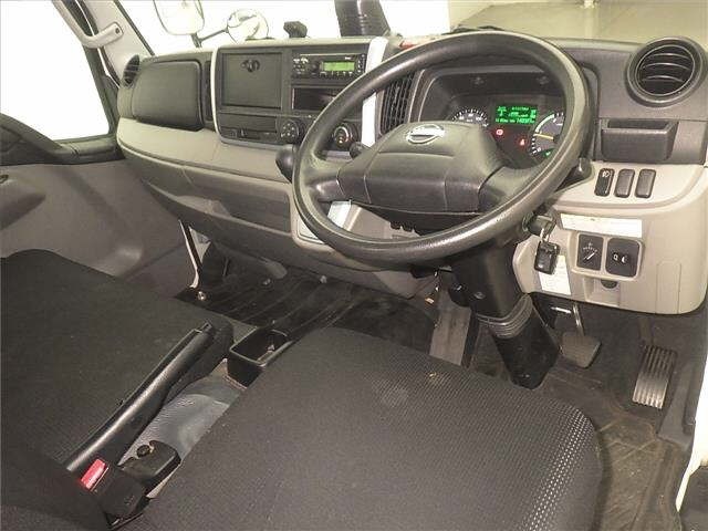 Nissan ATLAS 2020 7428866-3