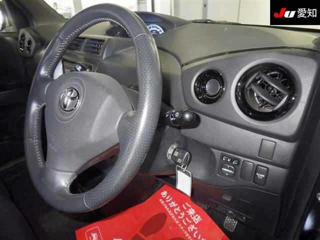 Toyota BB 2010 7429672-5