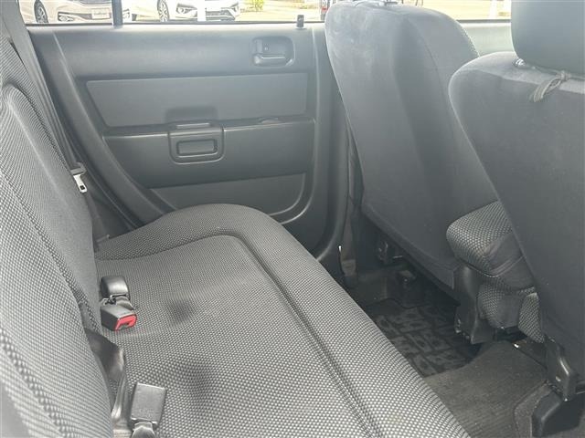 Toyota BB 2004 7429685-12