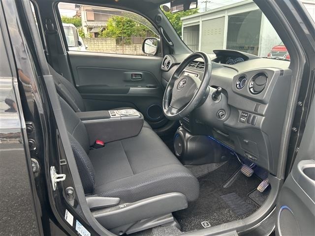 Toyota BB 2008 7429690-9