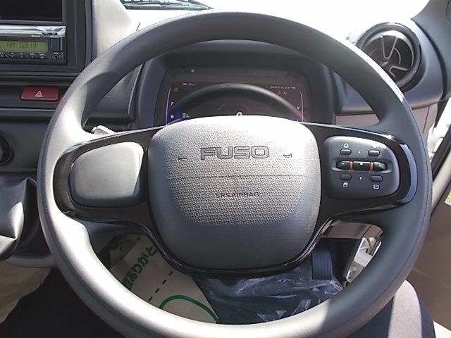 Mitsubishi CANTER 2024 7421898-5