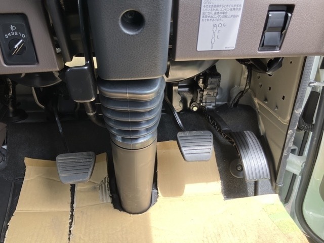 Mitsubishi CANTER 2026 7421927-4