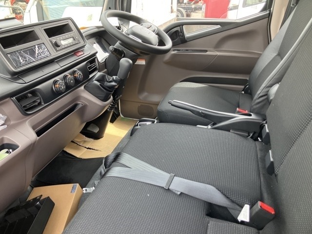 Mitsubishi CANTER 2026 7421927-5