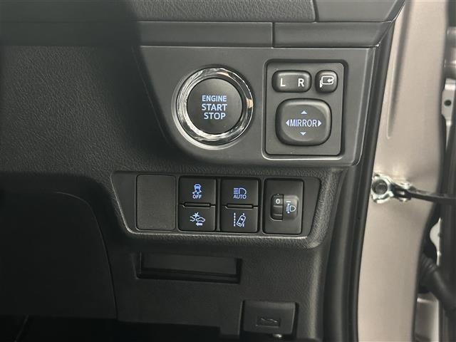 Toyota COROLLA AXIO 2025 7425693-17