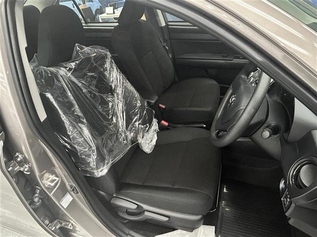 Toyota COROLLA AXIO 2025 7425693-3