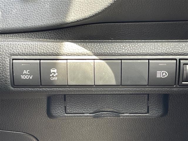 Toyota COROLLA TOURING 2022 7429399-7